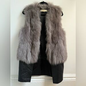Ramy Brook Gray Fox Fur Black Leather Detachable Trim Sleeveless Vest Size XS